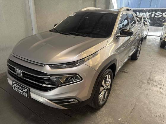 FIAT TORO 1.3 TURBO 270 FLEX VOLCANO AT6 FIAT TORO 1.3 TURBO 270 FLEX VOLCANO AT6
